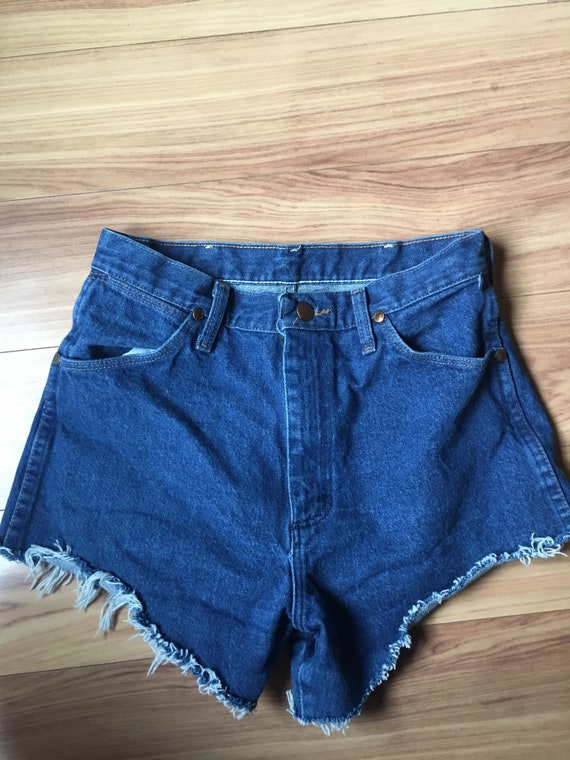 wrangler cut off jean shorts