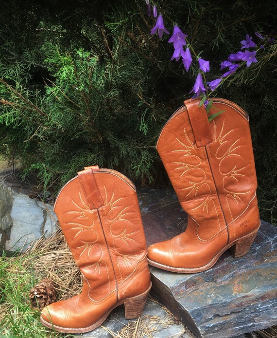 Frye Boots-Vintage Frye Boots-Bintage Cowgirl Boot