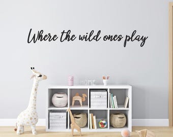 ワイルドワンズが遊ぶ場所 ウォールステッカー | 子供部屋用ビニール製プレイルームデコレーション