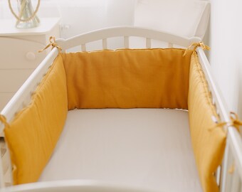 yellow crib bumper
