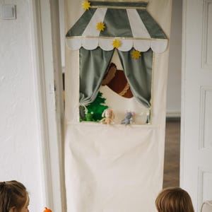 Gift for Christmas puppet theatre pretend play Doorway Hanging Playhouse Kids Activity Imaginative Toddler Indoor Hand puppet Shadow Show