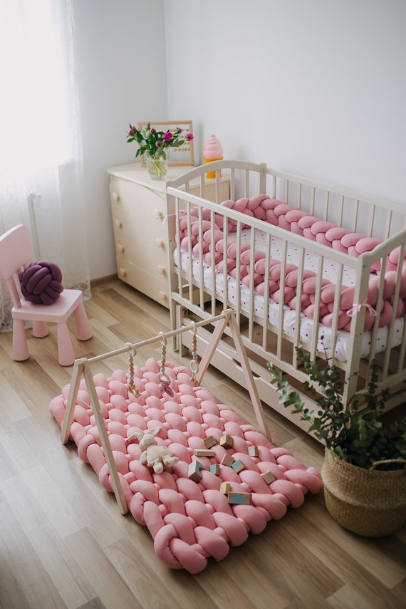 Chambre d'enfant : avec un coussin de sol • Plumetis Magazine