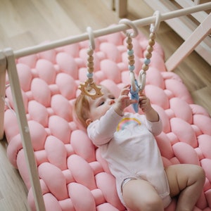 Alfombra de juego Alfombra trenzada para guardería Regalo de ducha Cojín de suelo grande para niños imagen 5