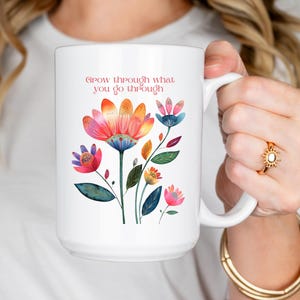 Inspirujący kwiatowy ceramiczny kubek - motywujący prezent, filiżanka do kawy i herbaty, wystrój domu, dbanie o siebie, zachęta, kwiaty