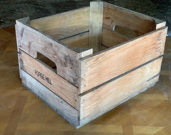 Wood Apple Crate, Wooden box, Rustic Home decor, Home Storage, primitive decor, rustic wedding, vintage decoration