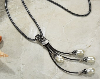 MGR Hematite Necklace with Druzy Pearl Pendant.  Hematite Necklace.  Druzy Pearl Pendant Necklace.  Beaded Black White Necklace