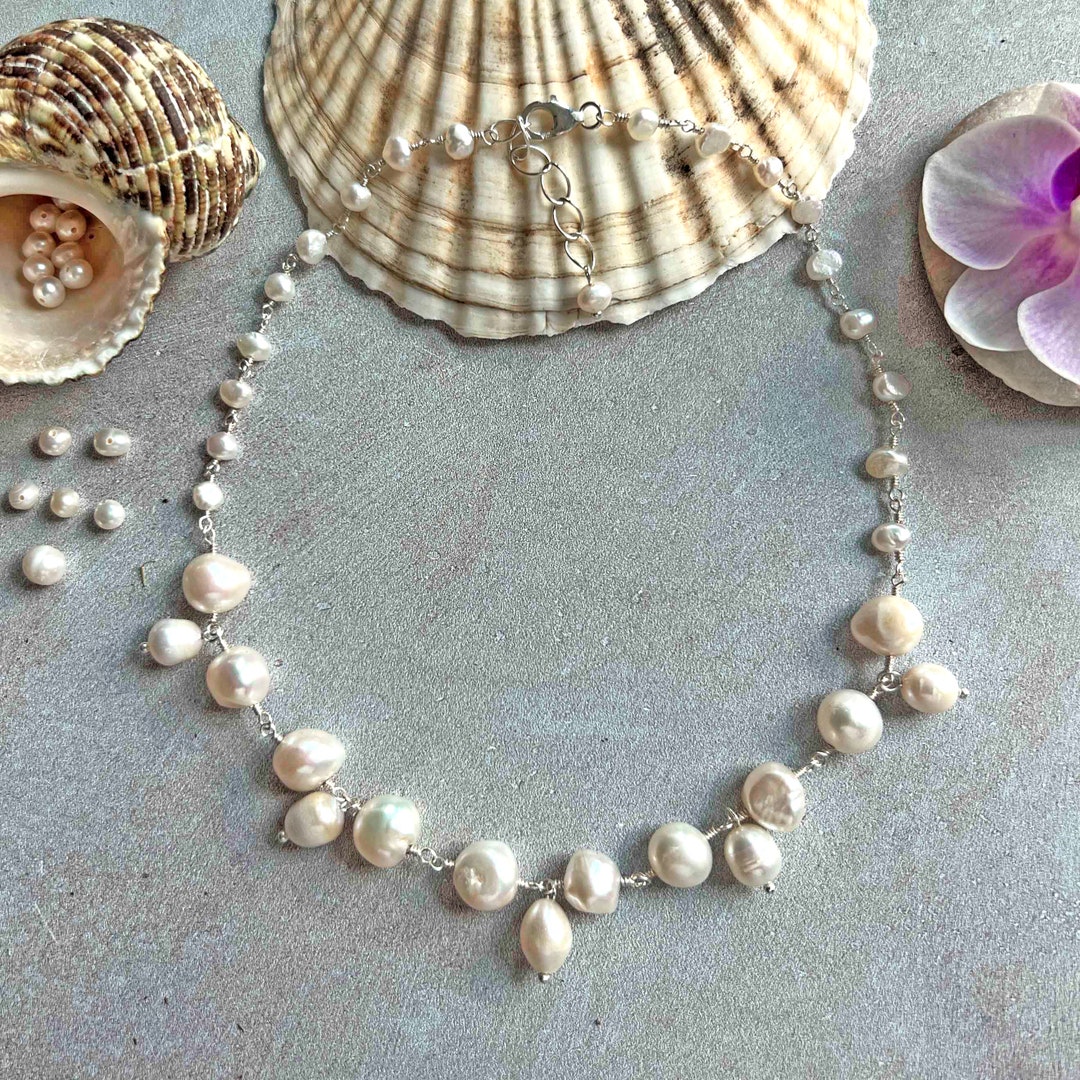Fresh Water Pearl Necklace. Genuine Cultured Fresh Water Pearl Charm ...