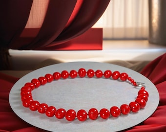 Mother of pearl necklace. Red mother of pearl necklace. Perfect gift for mom.