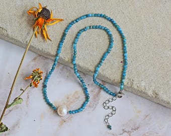 Beaded apatite & cultured pearl collar necklace. apatite short necklace. dainty apatite stone necklace. beaded apatite choker.