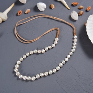 Beaded Freshwater Pearl & Leather Necklace. Elegant Pearl Necklace. Pearl Statement Necklace.