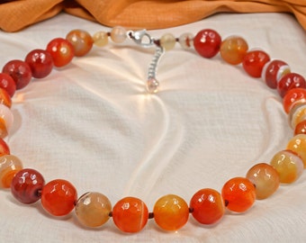 Multicolor Agate Knotted Necklace.