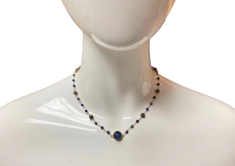 Hand Beaded Wire Wrapped Pyrite and Lapis Lazuli Necklace, Lapis Collar Necklace. Delicate Stone Necklace. Druzy Pendant Necklace image 2