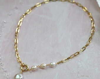 Elegance in Pearls Necklace. Pearl Layering Necklace. Gold Pearl Necklace.  Pearl Bridal Jewelry.