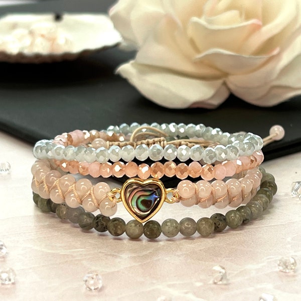 Ensemble de 4 bracelets MGR Shamballa en quartz rose, labradorite et cristal. Bracelet électrique en quartz rose. Bracelet extensible en pierre perlée.