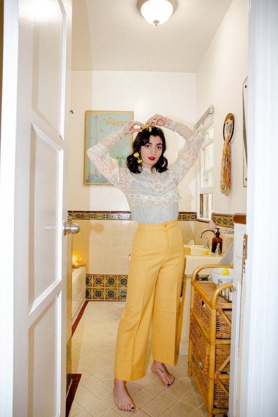 vtg RARE YELLOW LEVI'S pants