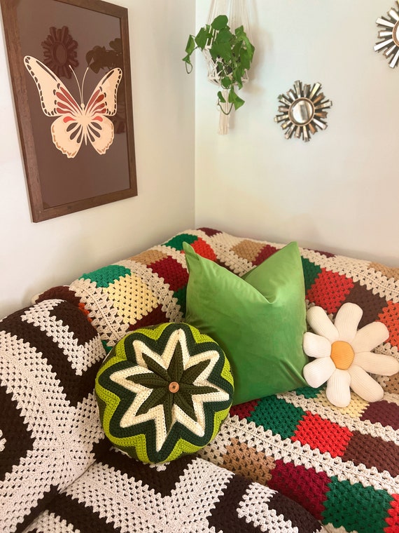 VELVET SQUARE MAKE-UP POUCH SMALL OFF WHITE BUTTERFLY PATTERN VELVET SQUARE MAKE-UP POUCH SMALL OFF WHITE BUTTERFLY PATTERN