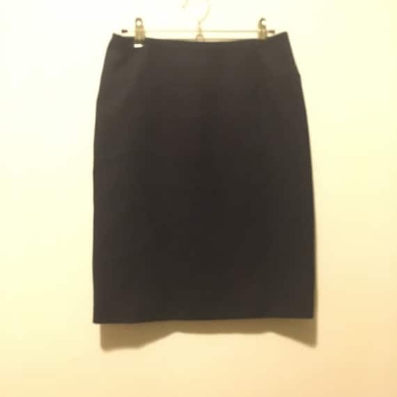 Chanel Boutique Vintage Navy Pencil Skirt 4
