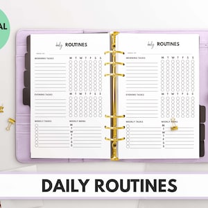 Peut inclure: Un agenda violet avec des anneaux dorés et une page blanche ouverte sur un tableau de suivi des routines quotidiennes. La page est divisée en sections pour les tâches du matin, les tâches du soir, les tâches hebdomadaires et un menu hebdomadaire. Le texte "daily ROUTINES" est imprimé en haut de la page.