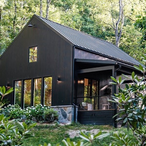 The Crickhollow Cottage - 2 Bedroom,1 Bath full architectural CAD Plan plus Fixtures used PDF