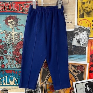 Vintage enfant en bas âge des années 60-70 uni uni bleu marine plissé taille élastique pantalon 18-24 mois rétro mod automne vêtements garçon preppy