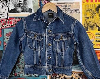 Vintage Kids 70s Lee Rider Sanforized Two Pocket Denim Jean Jacket Size 10 Age 8-9, Boy Girl Sanforized Lee Union Made USA Trucker Coat