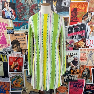 Vintage Women&#39;s 60s-70s Green & Yellow Floral Striped Long Sleeve Elastic Waist Mini Dress Size 2, Retro Twiggy Sprint Fashion, 60s Mod