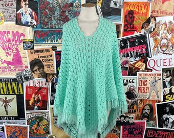 Vintage Women's 60s-70s Granny Knit Hand Crochet Pastel Mint Green Pullover V-Neck Fringe Poncho Sweater Top Petite Small, Retro Hippie