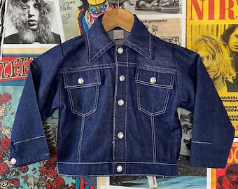 Kids Vintage 70s Indigo Denim Two Pocket Super Tuffs Jean Jacket, 70s Kid Size 5, 70s Kids Denim Jacket, 70s Boys Jacket, Vintage Indigo