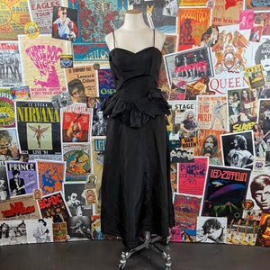 Vintage 70s-80s Black Strappy Ruffle Peplum Bow Sweetheart Party Dress Womens XS, Retro Black Formal Cocktail Evening Prom Homecoming Dress