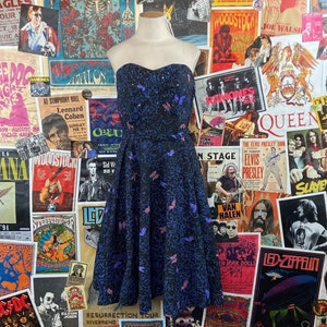 Vintage Women&#39;s  50s Belted Rhinestone Black Butterfly Floral Print Strapless Sweetheart Bust Fit & Flare Dress Size 2, Retro Prom Evening
