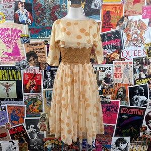 Vintage Women's 50s Nude Tan Polka Dot Print Boatneck Doily Lace Half Sleeve Fit and Flare Dress Size 2, Retro Cocktail Formal Prom Dress image 1