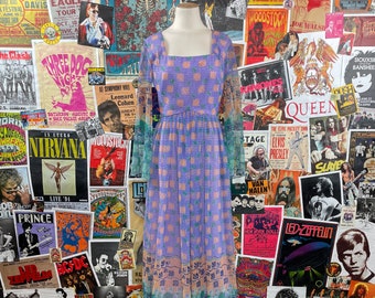 vintage des années 70 pour femme violet pêche et vert col carré abstrait imprimé manches cloche Carrie Couture robe longue taille Small 4/6, printemps rétro