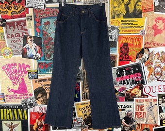 Vintage Retro 70s Azul Oscuro Lavado Mid Rise Bootcut Lee Riders Denim Jeans Pantalones 27x29, Pantalones Retro 70s 27"-28" Cintura, Mujeres Hombres Zip Fly