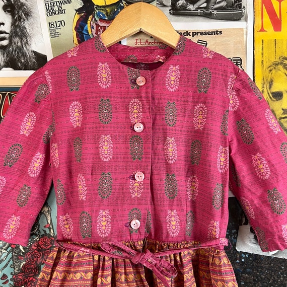 Vintage Girls Pink & Yellow Paisley Batik Print H… - image 2