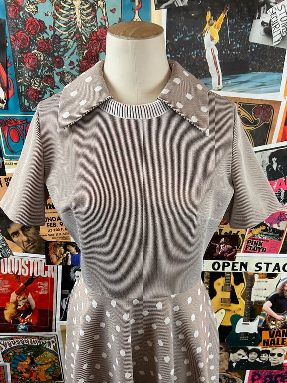 Vintage Women's 60s-70s Brown & White Polka Dot S… - image 2