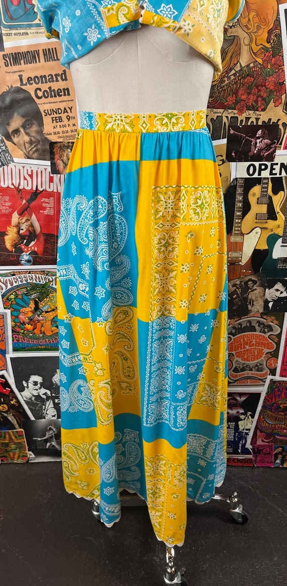 Vintage Women's 70s Blue Yellow Paisley Patchwork… - image 7