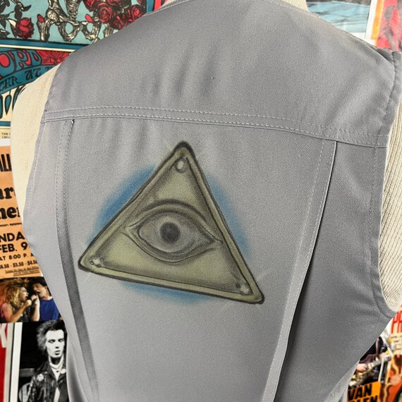 Vintage Men's 70s Gray Airbrushed Eye of Providen… - image 5