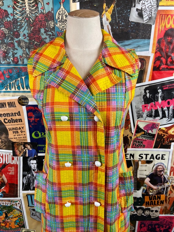 Vintage 60s-70s Yellow Rainbow Plaid Sleeveless C… - image 2