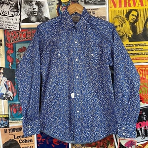 Vintage Boys Youth Kids 70s Blue Floral Pearl Snap Dee-Cee Western Wear Shirt Sz 18 Age 14-16 Retro Rockabilly Cowboy Rodeo Clothing USA