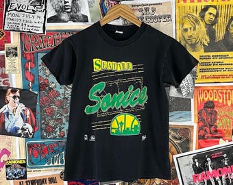 Vintage Kids 90s Seattle Super Sonics NBA Sportswear All Cotton T-Shirt Washington State Basketball Ages 8-10