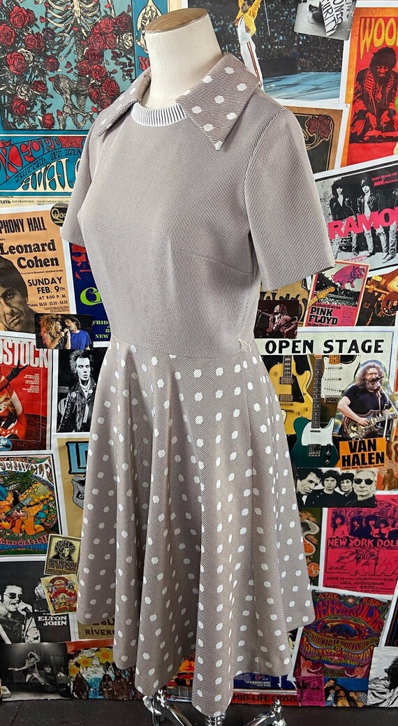 Vintage Women's 60s-70s Brown & White Polka Dot S… - image 3