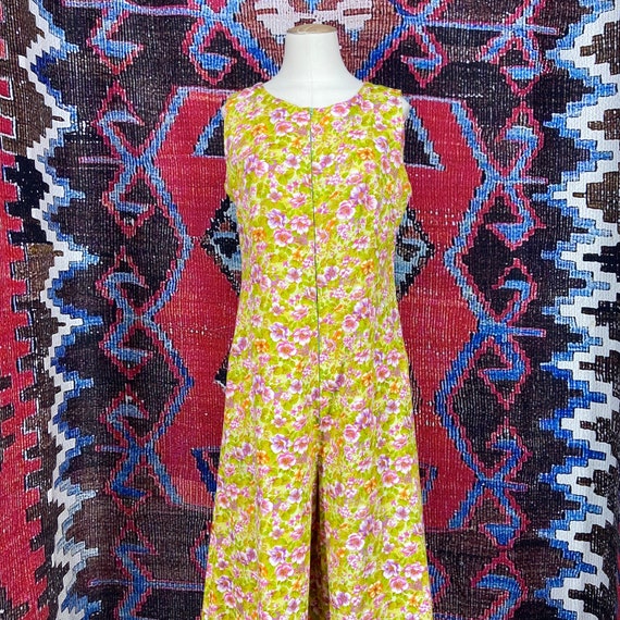Vintage Women's 1970s Green + Purple Floral Print
