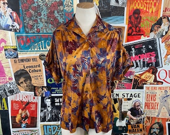 Vintage Women's 60s-70s Rust Orange Floral Abstract Print Carole Sue Dolman Blouse Small, Retro Casual Shirt Mod Cat Eye Buttons Top