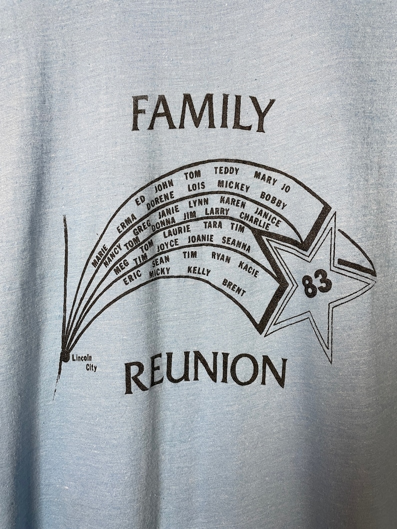 Vintage 1980s Shooting Star Lincoln City /'Family Reunion/' Graphic Novelty T-Shirt