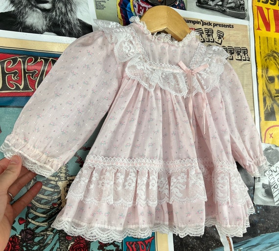 Vintage Baby Girls 70s-80s Light Pink & White Cal… - image 2