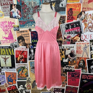 Vintage 60s-70s Women's Retro Pink Dyed Floral Lace Trim Bra Strappy Nightgown Slip Dress Lingerie Boudoir Barbiecore