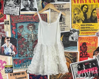 Vintage Girls Kids 70s White Sheer Sleeveless Tiered Ruffle Lace Tulle Slip Circle Skirt Dress Size 5-6 Slim Boudoir Balletcore Bow