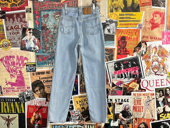 Vintage Kids 90s Light Wash Levi's 554 Orange Tab Denim Jeans Size