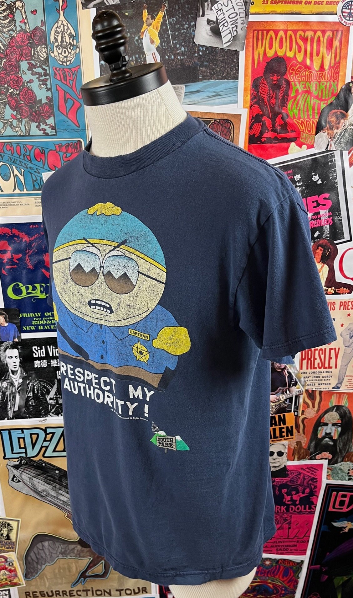 Respect my privacy! South park!Cartman! Graphic T-Shirt for Sale