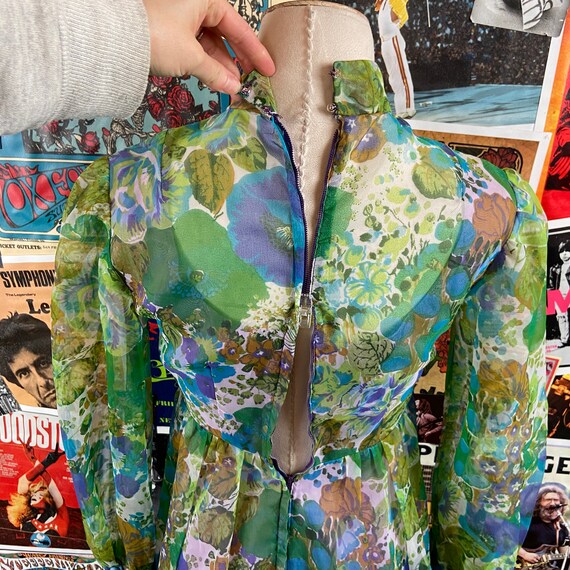 Vintage Women's 60s-70s Green & Purple Floral Bot… - image 8